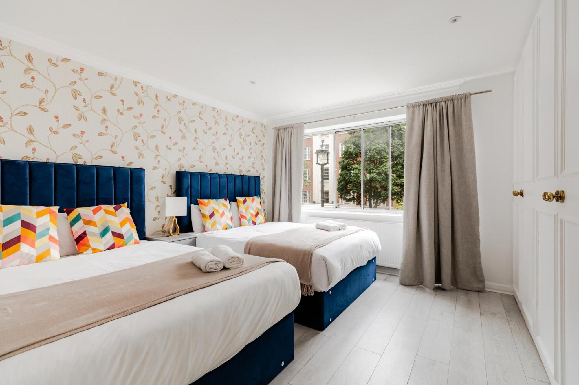 Spacious 4 Bedroom Near Marble Arch And Oxford St. *